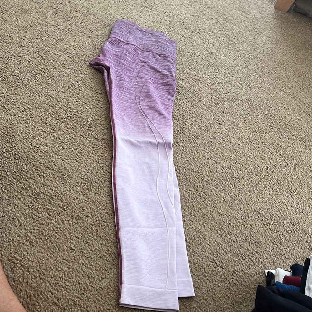 Electric Yoga Ombré Pink Leggings, Size Medium/Large